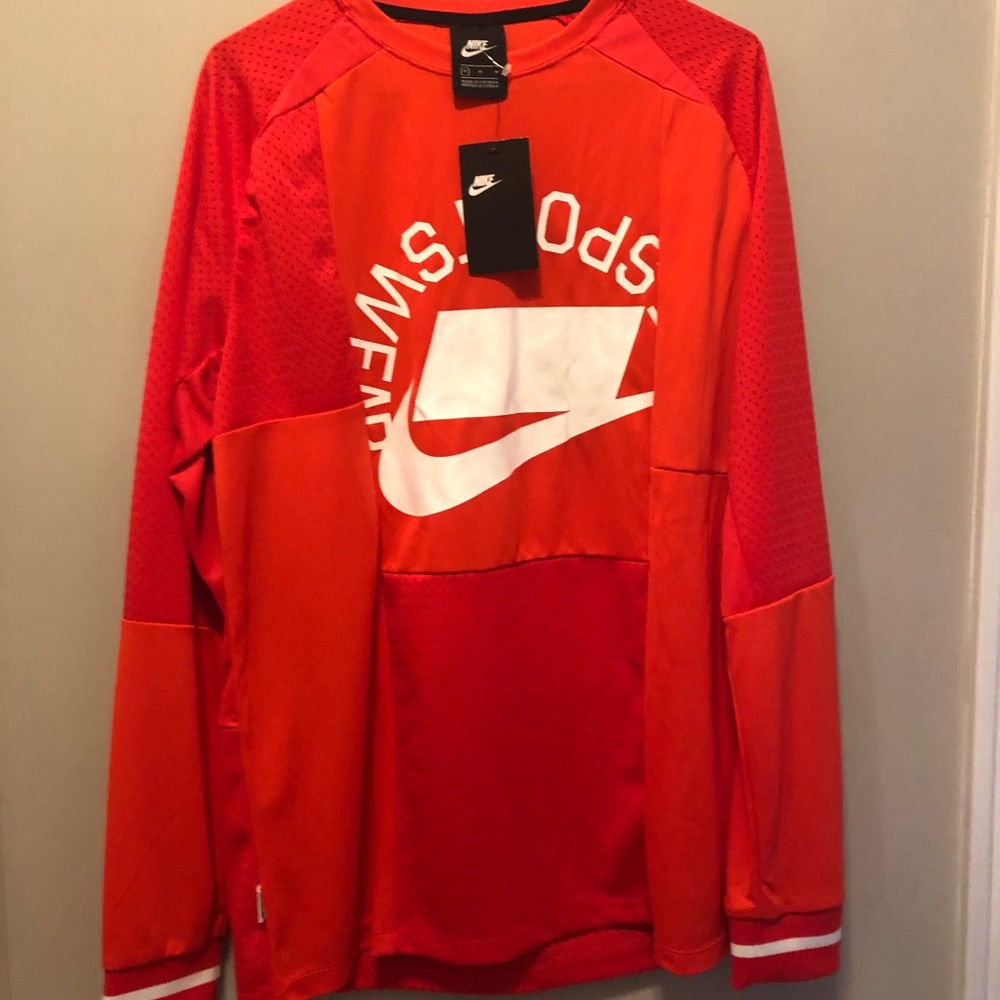 Nike Sportswear Blocked Logo Long Sleeve